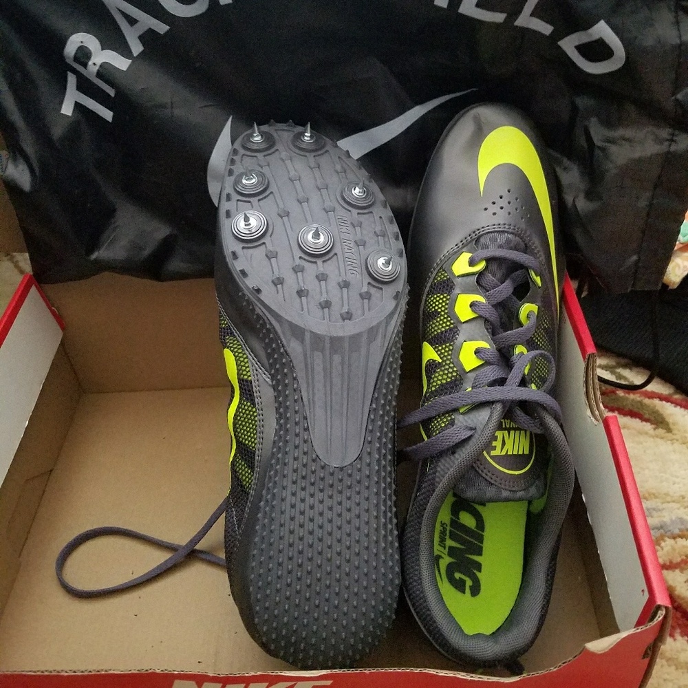 Track shoes Nike 11 New